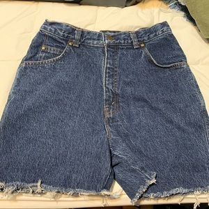 Vintage levi mom shorts